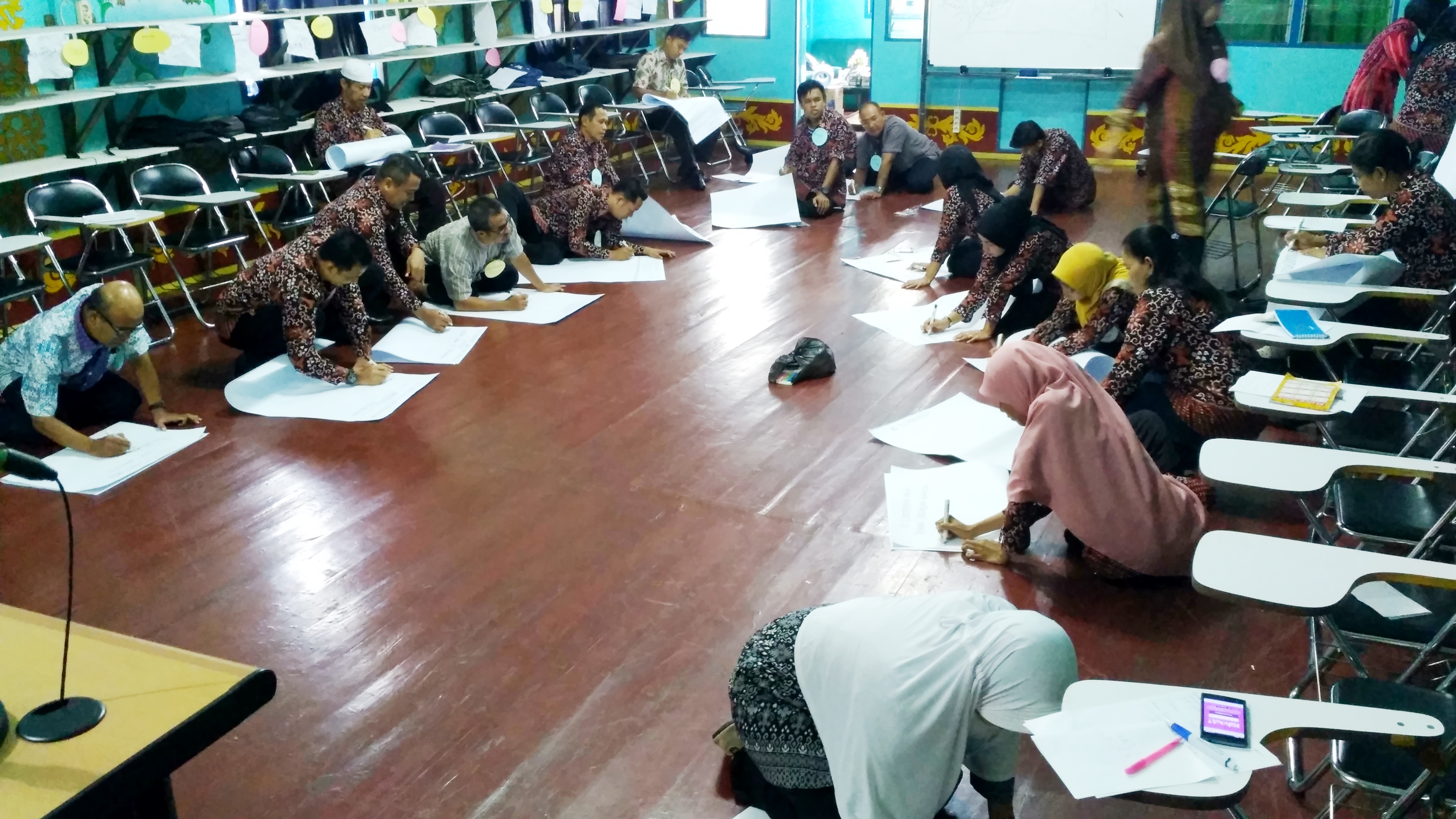 Training Guru Kreatif Yayasan Perguruan Wahidin 1